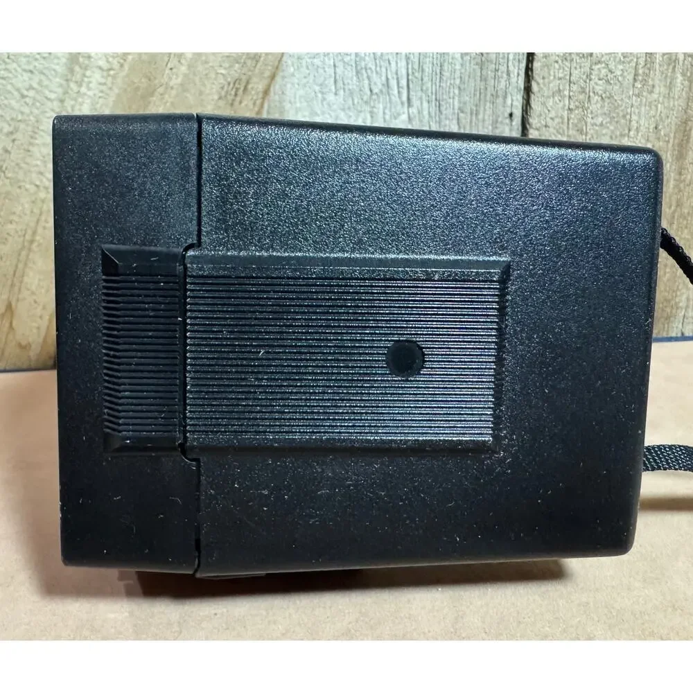 Polaroid One Step Flash 600 Strap Untested Film 600 Plus Instant Camera Picture